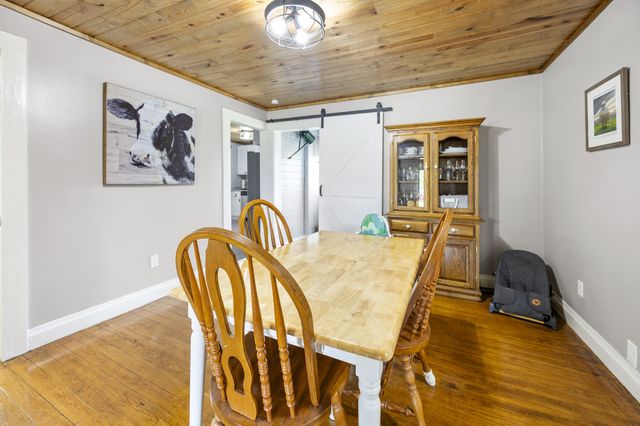 905 Nicholson St, Decherd, TN 37324