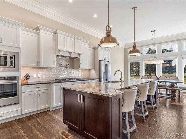 5205 Fox Cove, Edwardsville, IL 62025