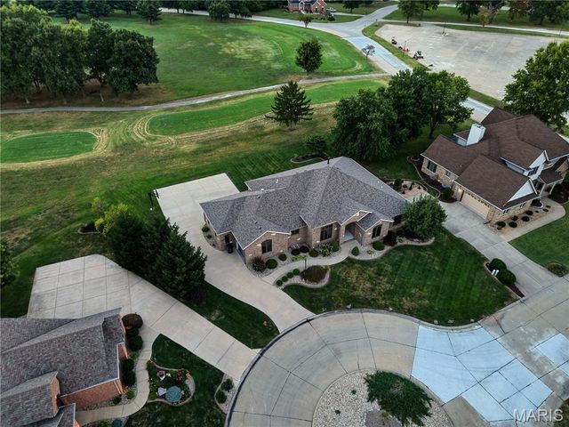 5205 Fox Cove, Edwardsville, IL 62025