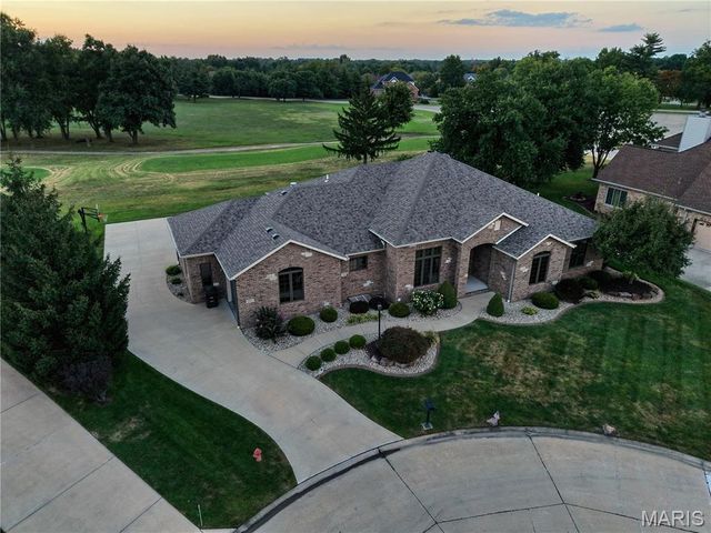 5205 Fox Cove, Edwardsville, IL 62025