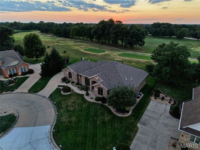 5205 Fox Cove, Edwardsville, IL 62025