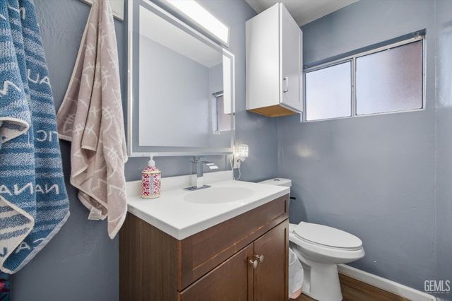 224 Price Street, Bakersfield, CA 93307