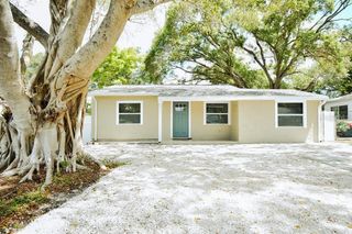1000 8TH AVENUE SW, Largo, FL 33770