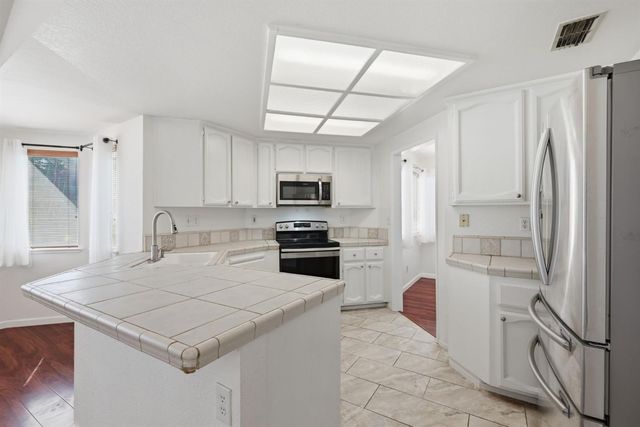 9004 Crofton Ct, Sacramento, CA 95829