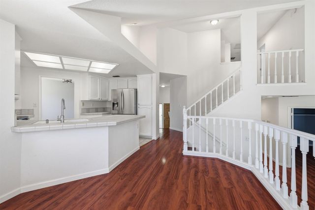 9004 Crofton Ct, Sacramento, CA 95829