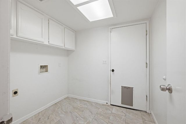 9004 Crofton Ct, Sacramento, CA 95829