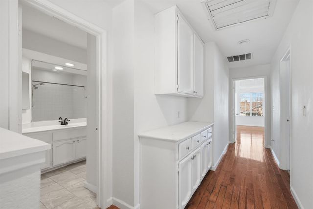 9004 Crofton Ct, Sacramento, CA 95829