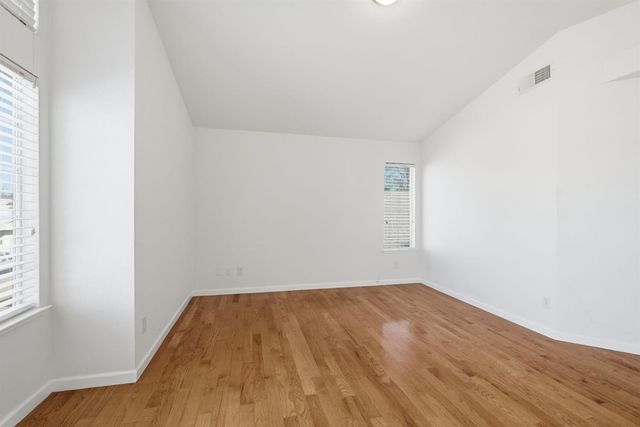 9004 Crofton Ct, Sacramento, CA 95829