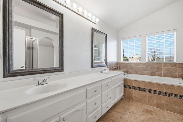 9004 Crofton Ct, Sacramento, CA 95829