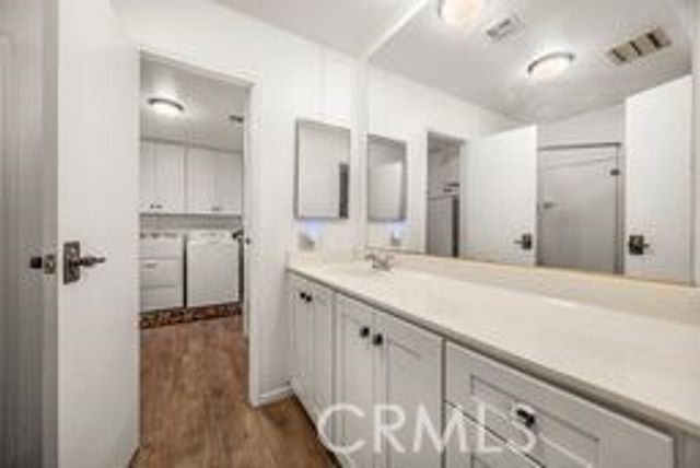 230 Silverlake, Placentia, CA 92870