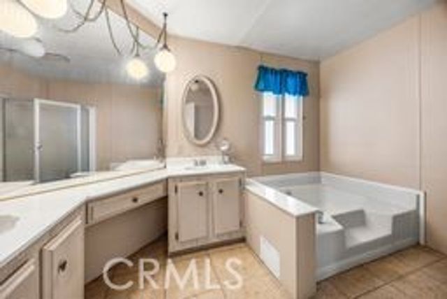 230 Silverlake, Placentia, CA 92870