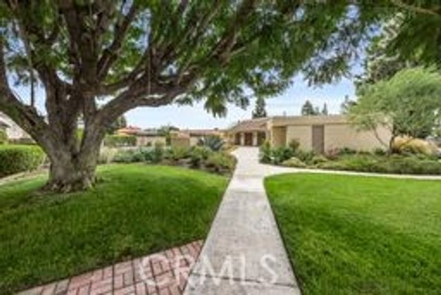 230 Silverlake, Placentia, CA 92870