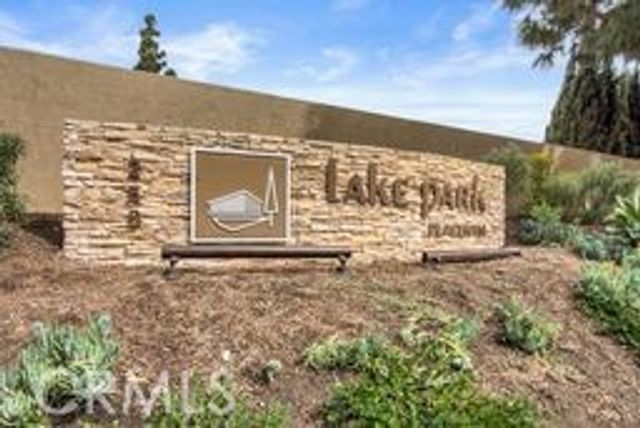 230 Silverlake, Placentia, CA 92870