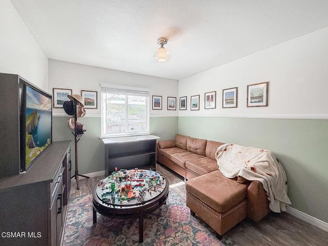 2168 Young Avenue, Thousand Oaks, CA 91360
