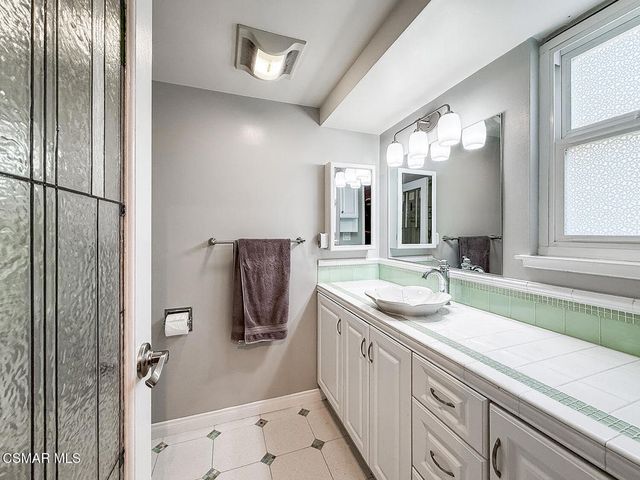 2168 Young Avenue, Thousand Oaks, CA 91360