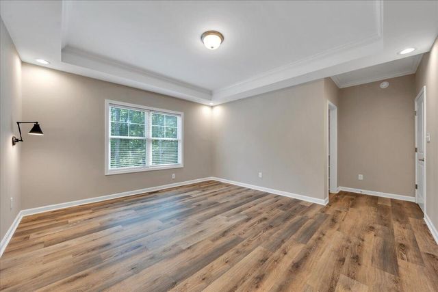 310 Windsor Castle DR, Moneta, VA 24121