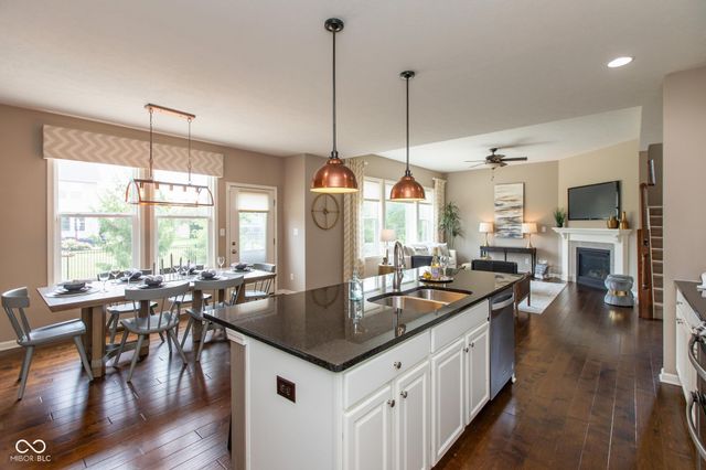 9901 Copper Saddle, Fishers, IN 46040