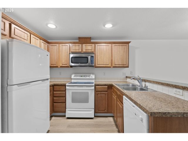 7917 Ne 60TH St, Vancouver, WA 98662