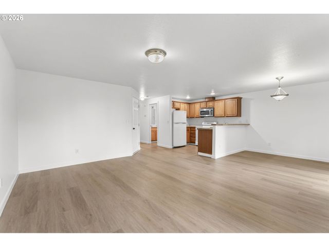 7917 Ne 60TH St, Vancouver, WA 98662