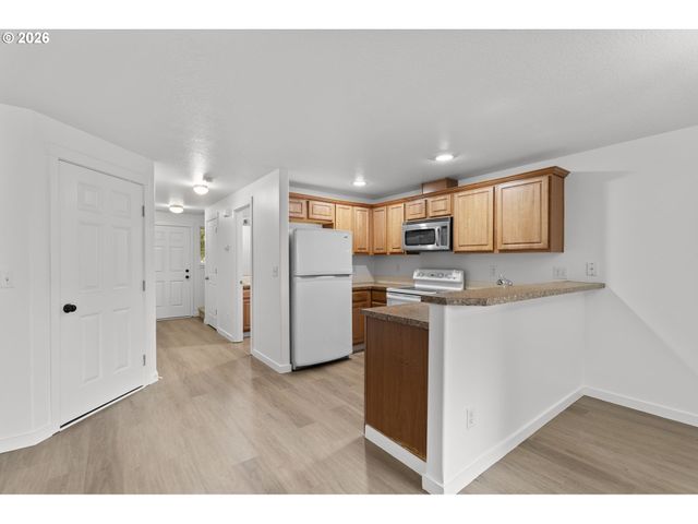 7917 Ne 60TH St, Vancouver, WA 98662