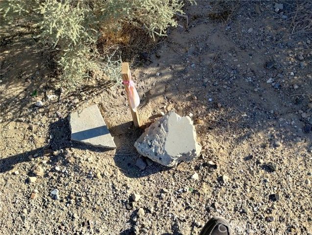 1613 Riverside Drive, Barstow, CA 92311