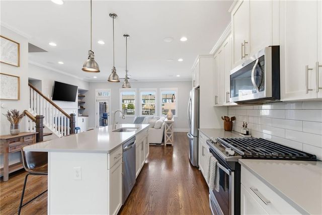 2097 Garrison NW Way, Atlanta, GA 30318