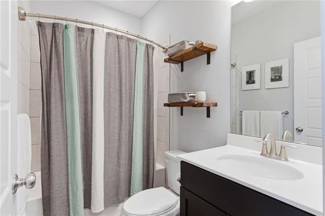 2097 Garrison NW Way, Atlanta, GA 30318