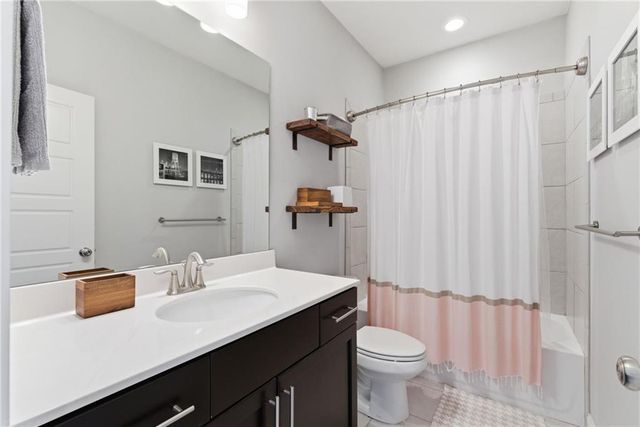 2097 Garrison NW Way, Atlanta, GA 30318