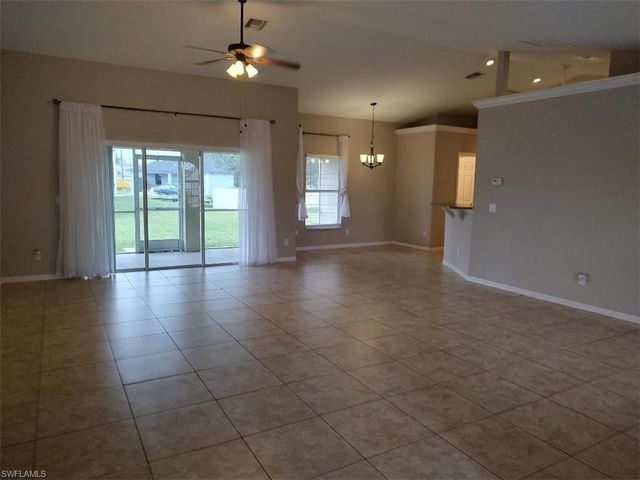 1034 SE 5th PL, Cape Coral, FL 33990