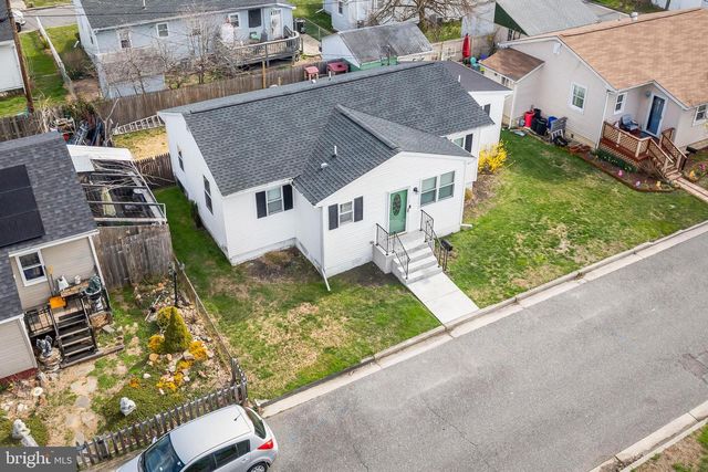 329 WILSON AVE, Carneys Point, NJ 08069