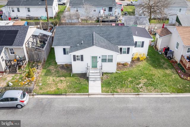 329 WILSON AVE, Carneys Point, NJ 08069