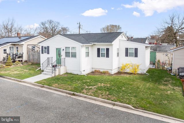 329 WILSON AVE, Carneys Point, NJ 08069