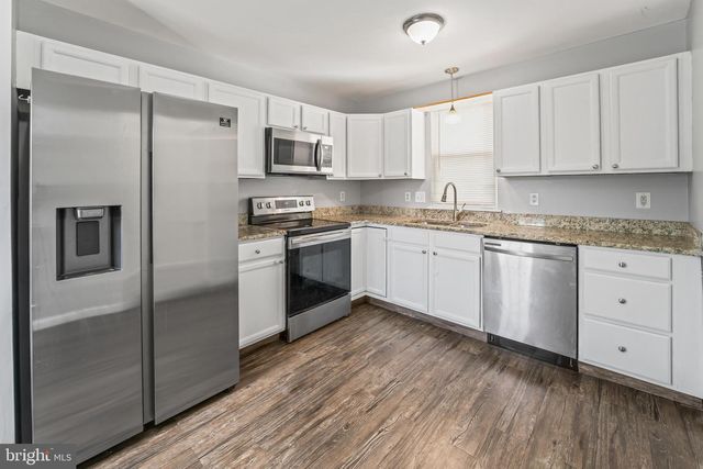 329 WILSON AVE, Carneys Point, NJ 08069