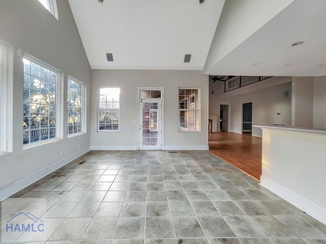 221 Lyman Hall, Savannah, GA 31410