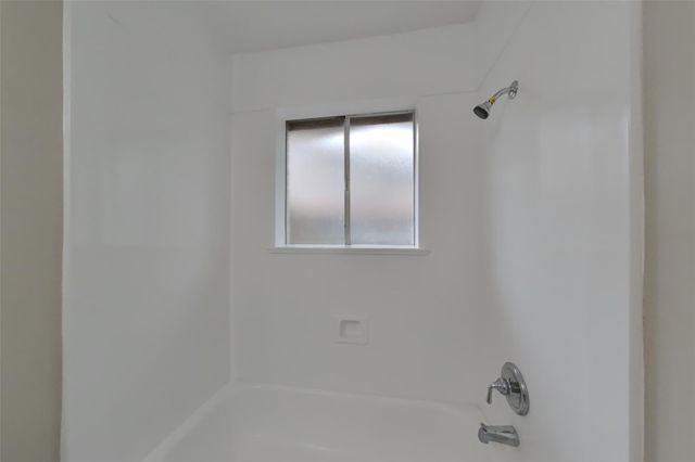 14831 Waterside Drive, Houston, TX 77015