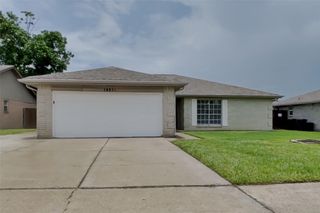 14831 Waterside Drive, Houston, TX 77015
