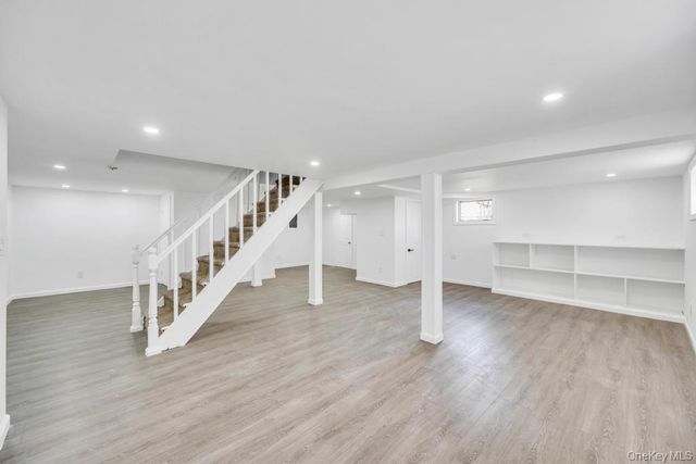 108 Lido Parkway, Lindenhurst, NY 11757