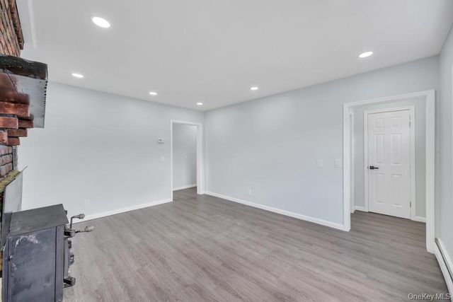 108 Lido Parkway, Lindenhurst, NY 11757