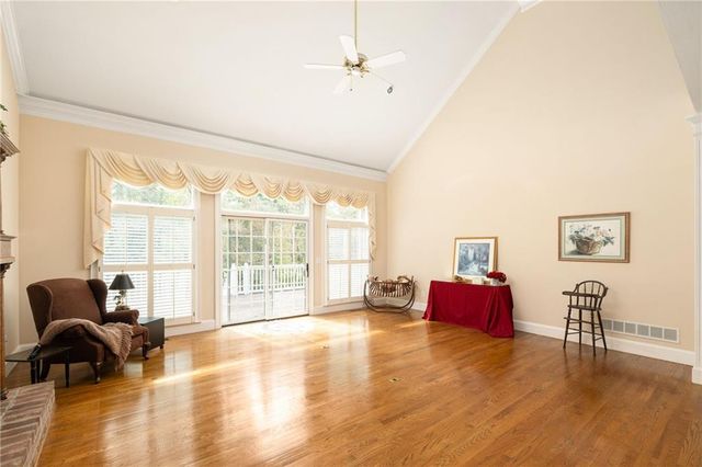 125 Torrey Pines Court, Newnan, GA 30265