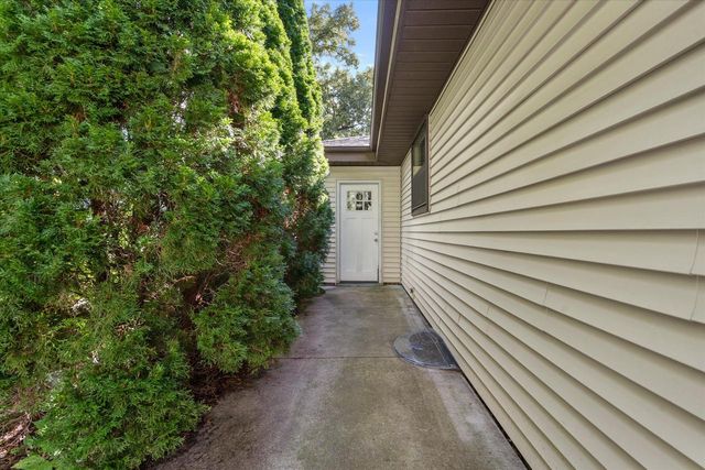 2329 N 115th STREET, Wauwatosa, WI 53226