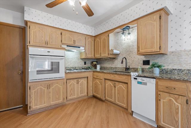 2329 N 115th STREET, Wauwatosa, WI 53226