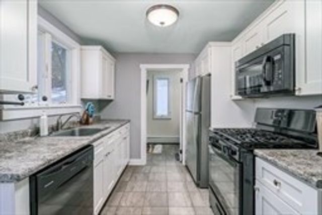 137 Deer Bay, Ashby, MA 01431