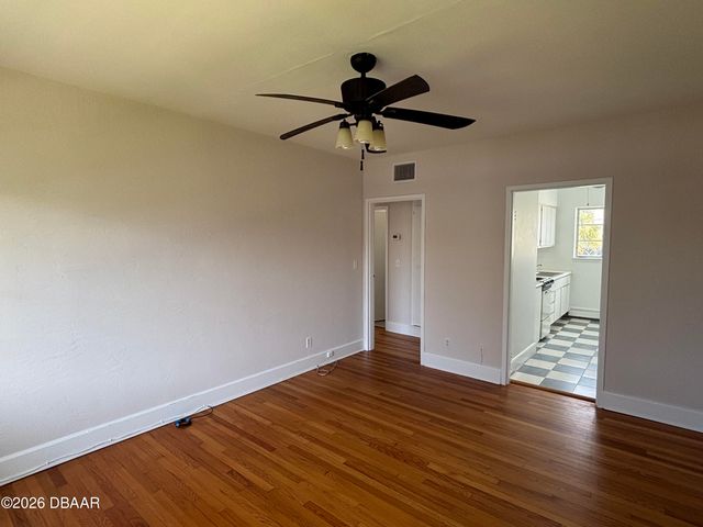 500 S Beach St Apt B3, Daytona Beach, FL 32114