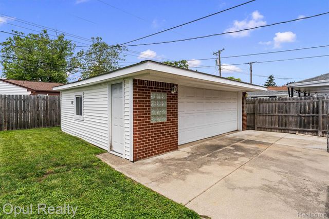 7799 Gary Avenue, Westland, MI 48185