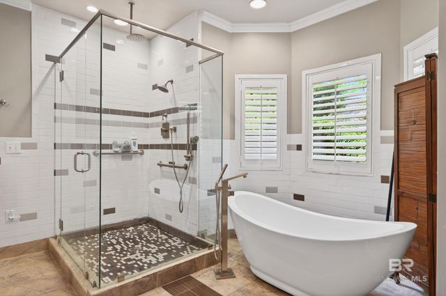 4 Greenbrier Lane, Fairhope, AL 36532