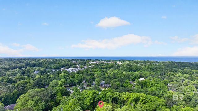 4 Greenbrier Lane, Fairhope, AL 36532