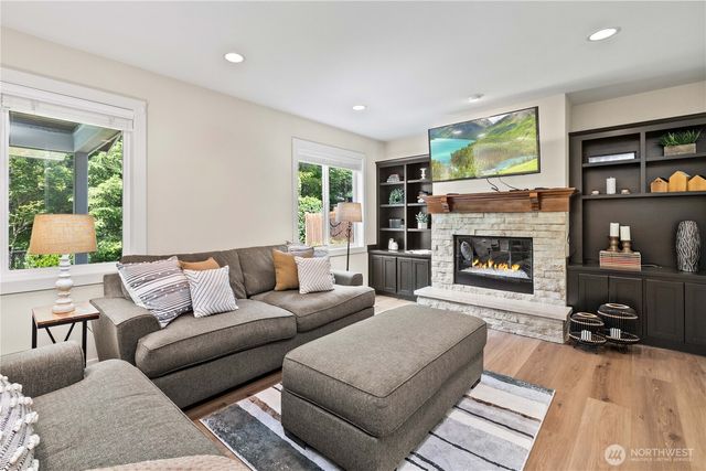 3098 SE 16th Street, North Bend, WA 98045