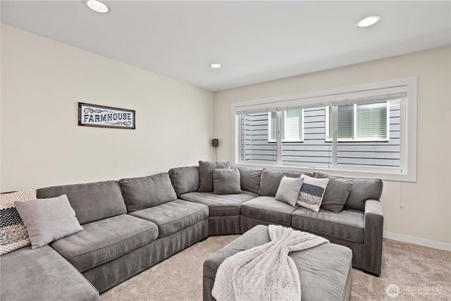 3098 SE 16th Street, North Bend, WA 98045