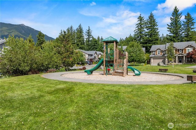 3098 SE 16th Street, North Bend, WA 98045