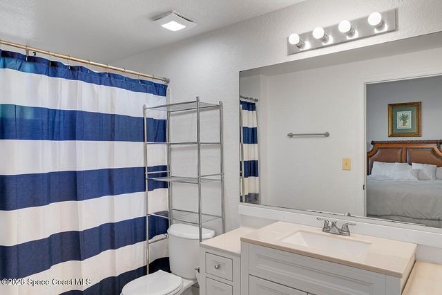 106 SW Peacock Boulevard 4-102, Port St. Lucie, FL 34986